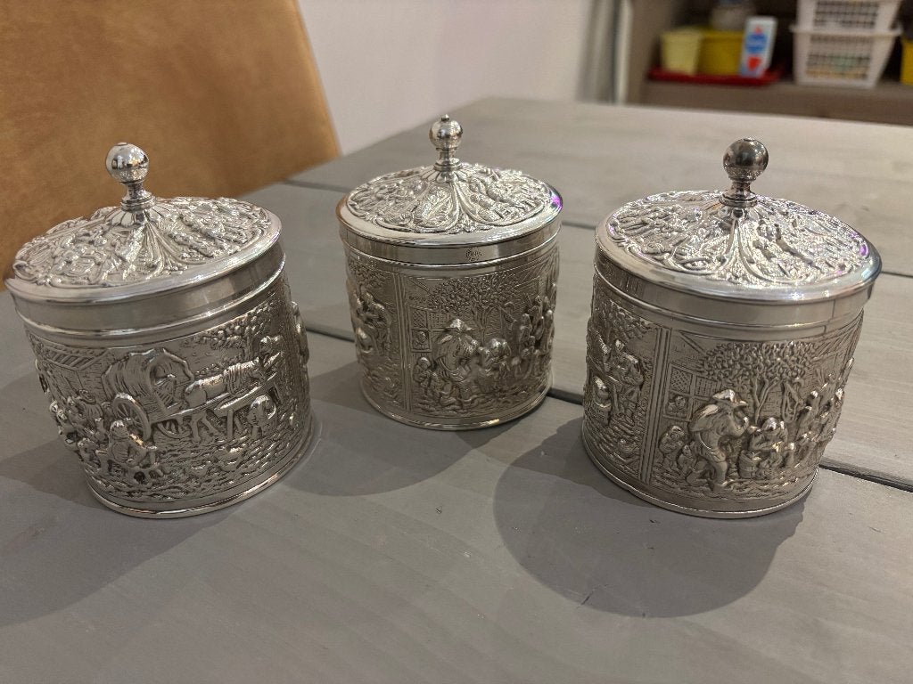 Drie verzilverde theebusjes Douwe Egberts, Ophalen of Verzenden