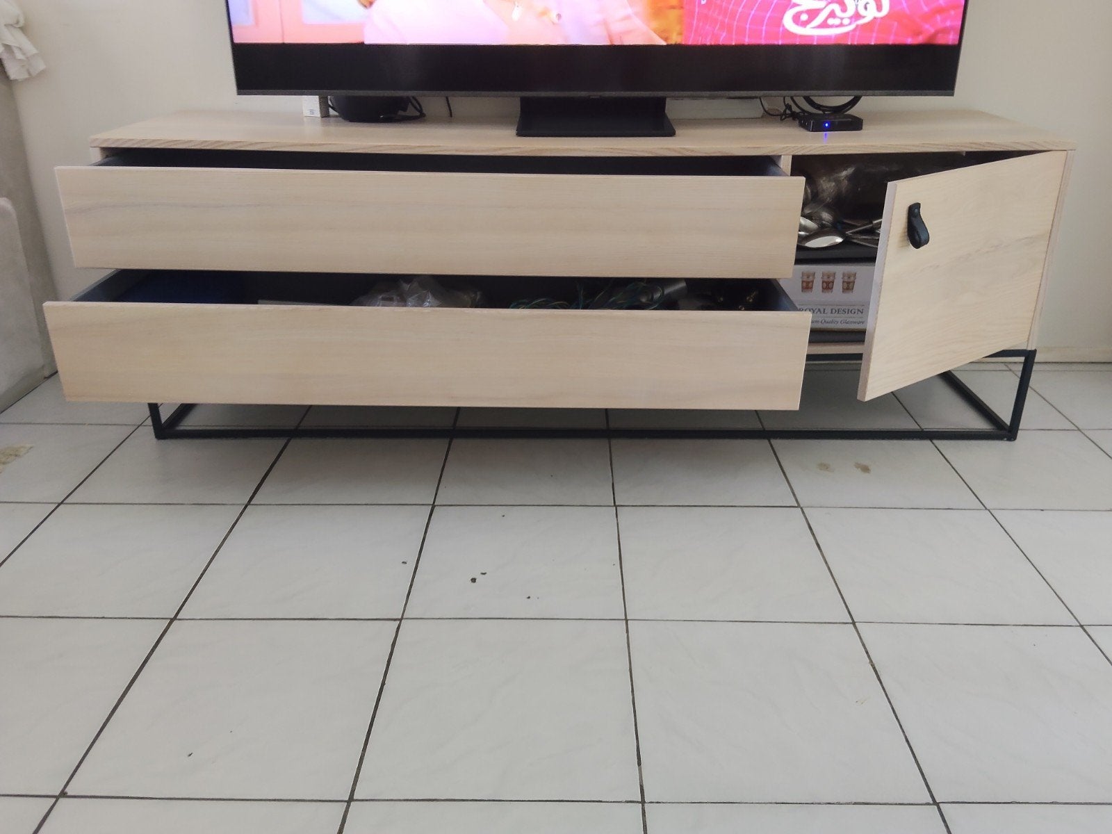WOOOD TV-meubel Silas, Gebruikt, 100 tot 150 cm, Modern, Industrieel, Minder dan 100 cm