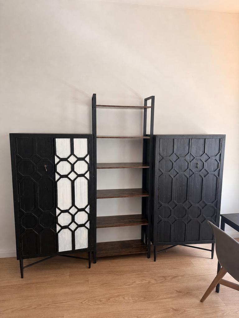Unieke Zwarte Kasten met Open Boekenkast, Ophalen, Gebruikt, 150 tot 200 cm, 25 tot 50 cm