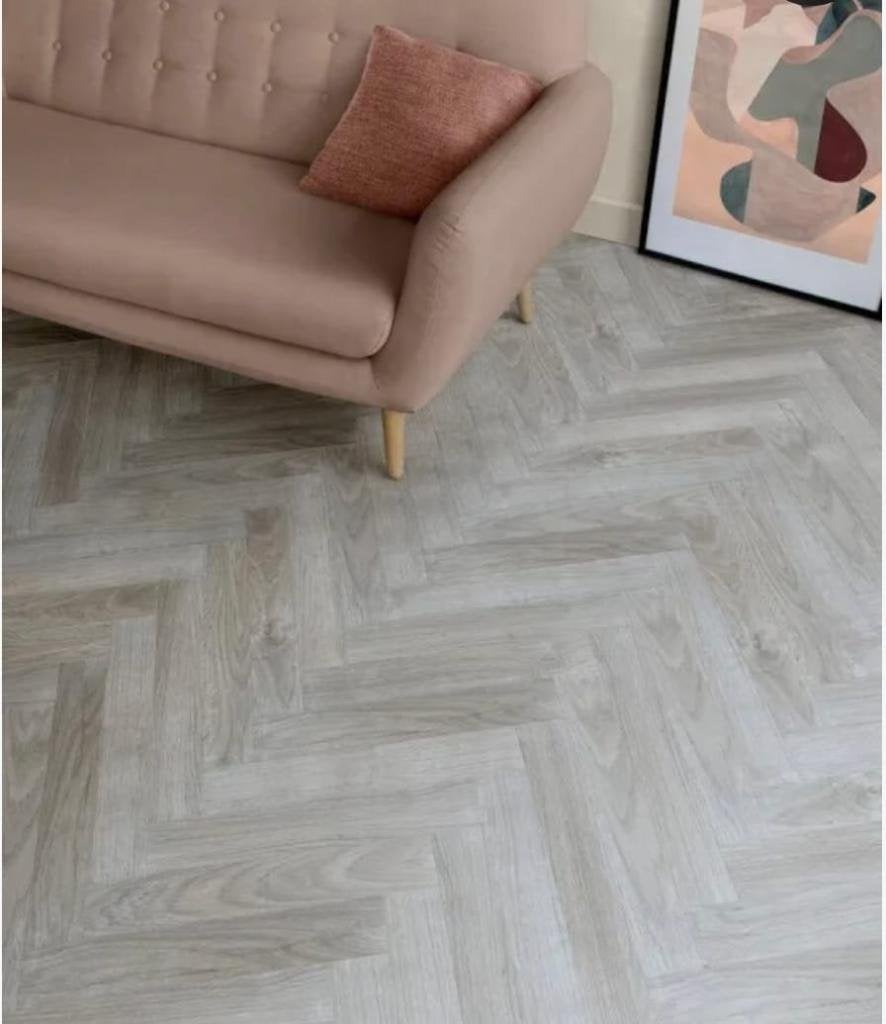 124m2 - BerryAlloc Light Grey visgraat laminaat >60% korting, 50 tot 150 cm, Nieuw, 10 m² of meer, Hout