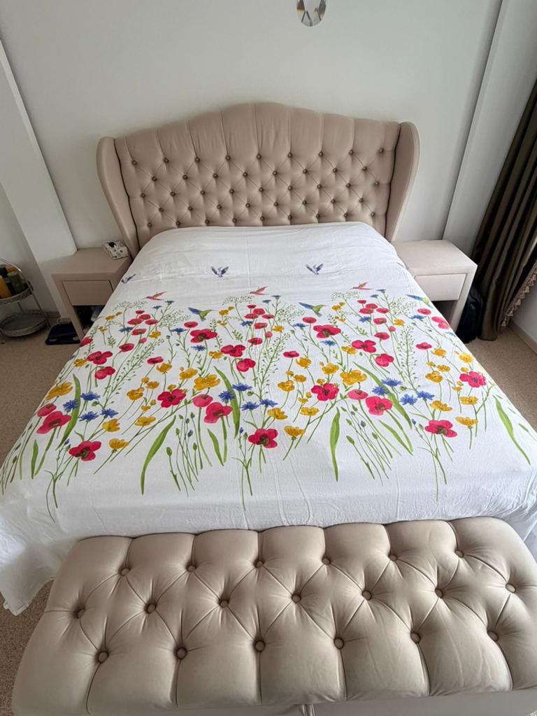 Luxe Swiss Sense bed 180/210 met voetenbank en nachtkastjes, Huis en Inrichting, Slaapkamer | Bedden, 210 cm, Tweepersoons, Ophalen of Verzenden