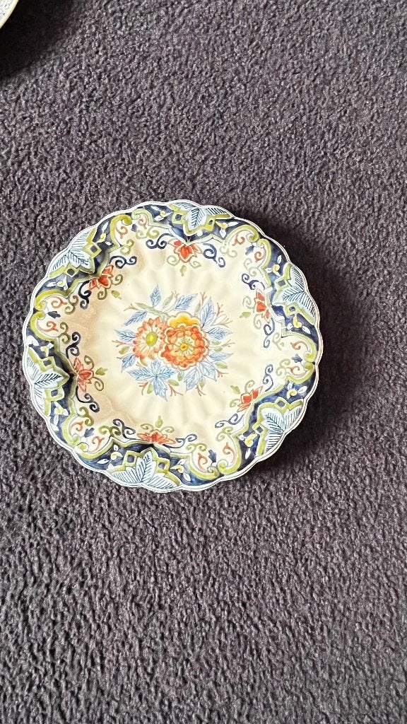 Bord Makummer aardewerk, Ophalen