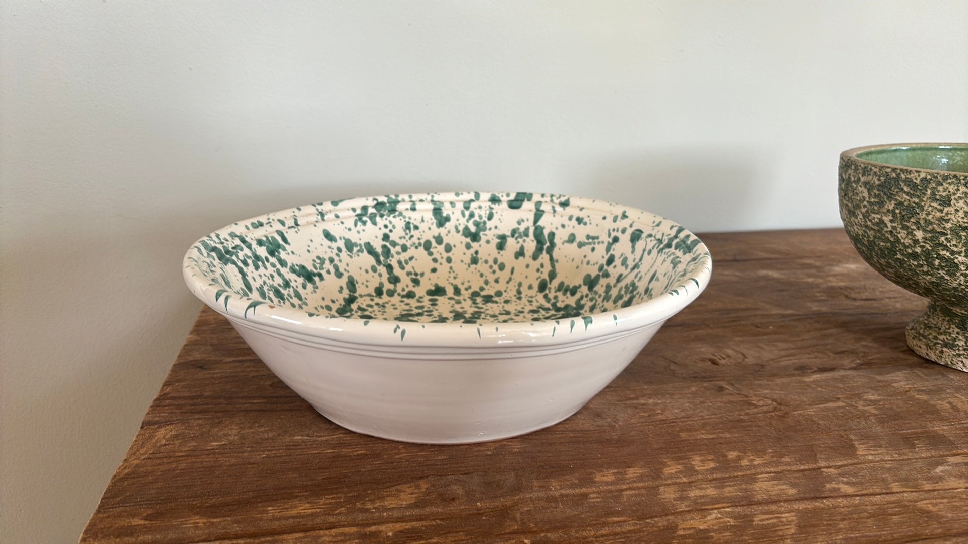 Te koop: schaal groene stippen, Ophalen, Zo goed als nieuw, Rond, Glas