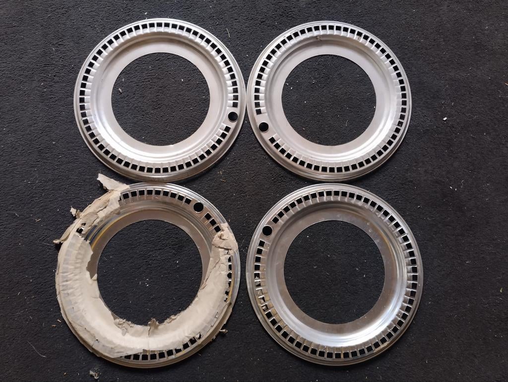 Origineel set 12 inch wieldoppen o.a. DAF 33, 32, 31. Nieuw!, Auto diversen, Wieldoppen, Ophalen of Verzenden, Nieuw