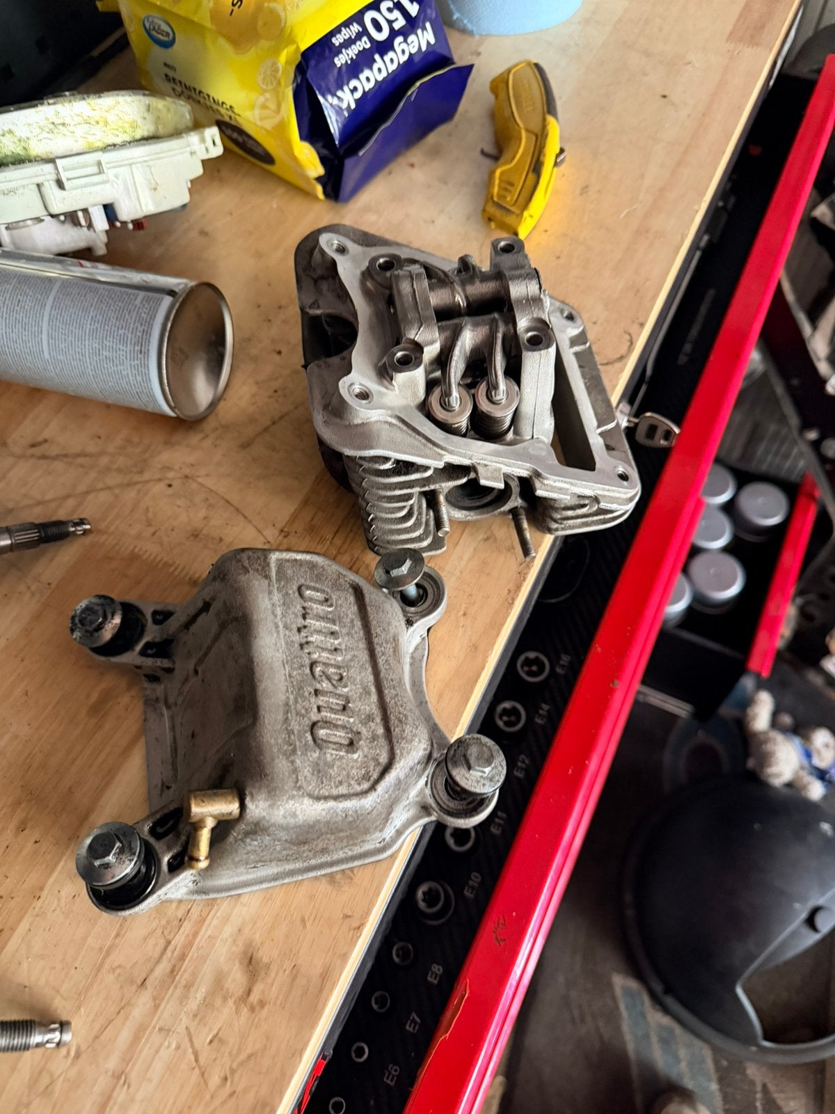 Piaggio 4t 4v cilinderkop met kleppen, Ophalen of Verzenden, Cilinder
