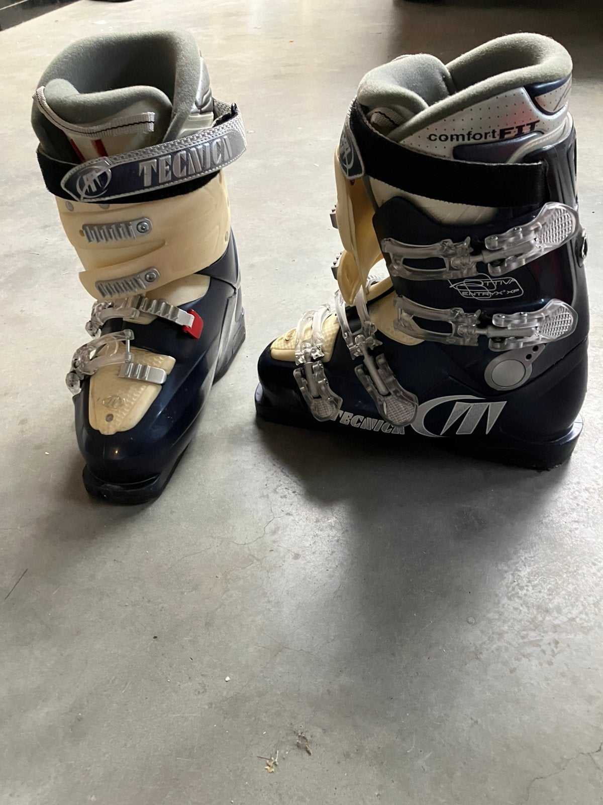 Technica dames skischoenen voor maar 39, Sport en Fitness, Skiën en Langlaufen, 160 tot 180 cm, Schoenen, Zo goed als nieuw, Ophalen