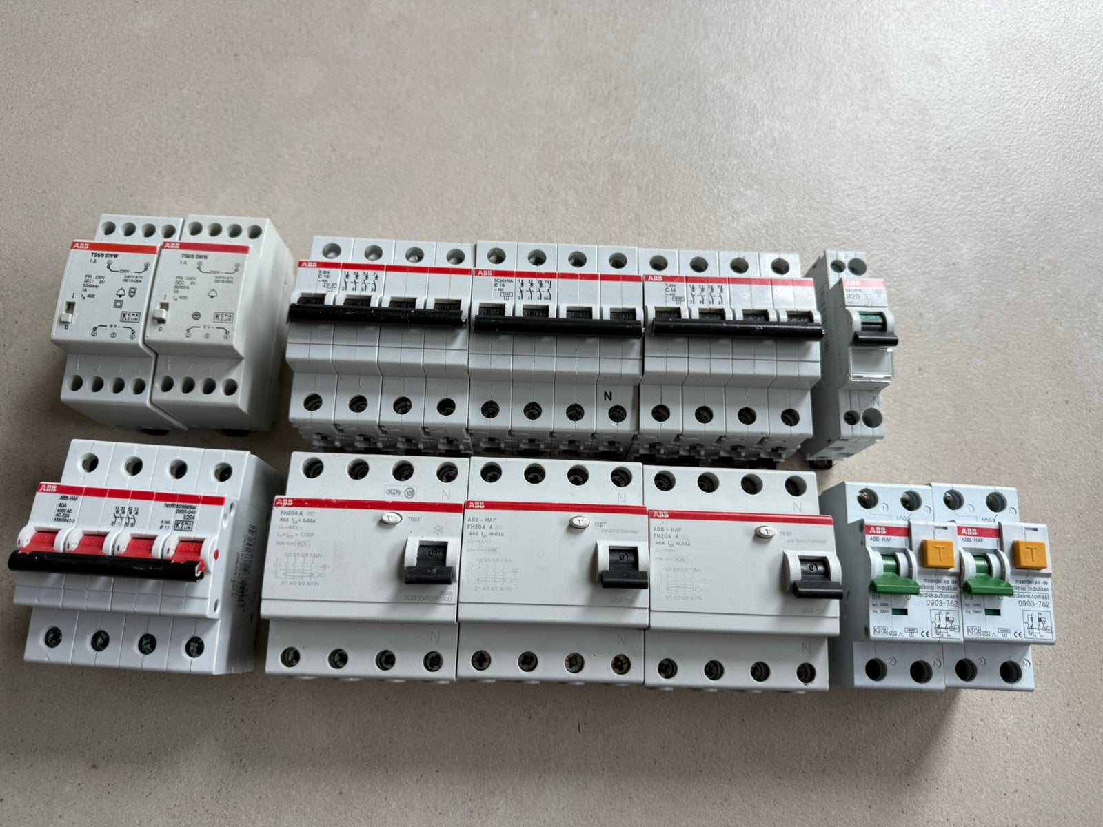 ABB 3-fase aardlekschakelaars automaten hoofdgroep beltrafo, Ophalen of Verzenden, Zo goed als nieuw, Overige typen