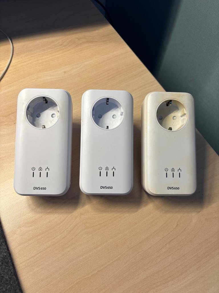 WIFI versterkers Devolo dLAN 650 (3 stuks), Ophalen of Verzenden, Zo goed als nieuw