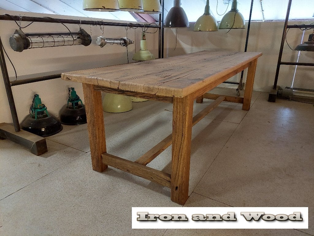 Kloostertafel op maat van robuuste oude eiken wagonplanken, Ophalen