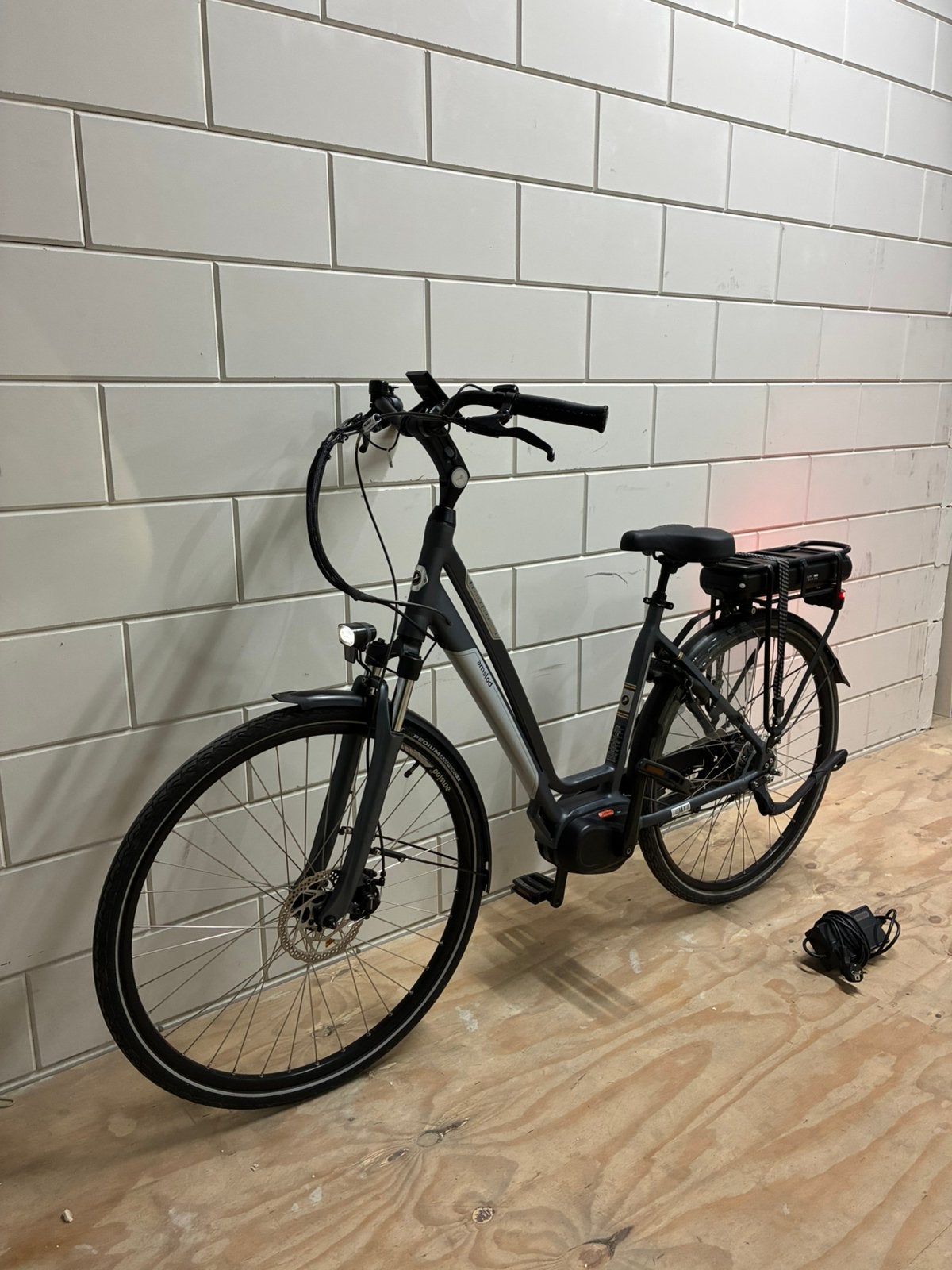 Amslod Wellington U7X elektrische fiets Dames 53, Ophalen, 53 tot 56 cm, Versnellingen, Zo goed als nieuw