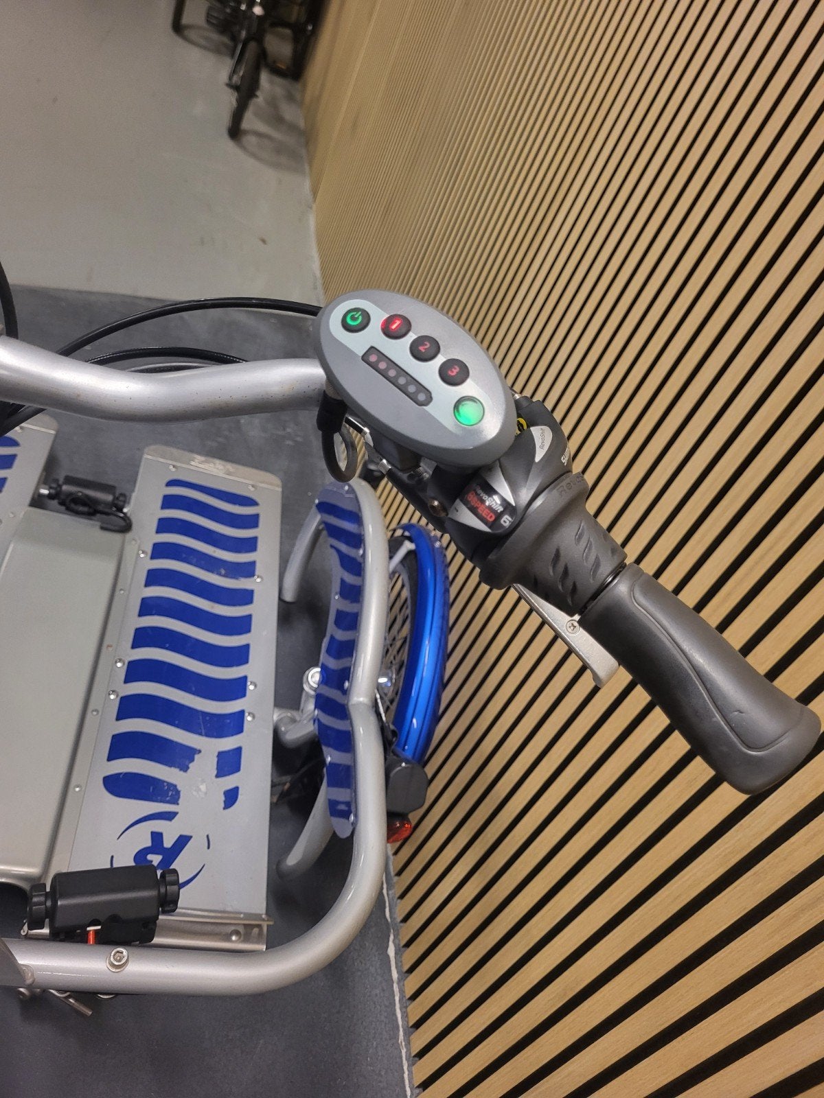 Van Raam rolstoelfiets velo plus., Ophalen of Verzenden, Zo goed als nieuw