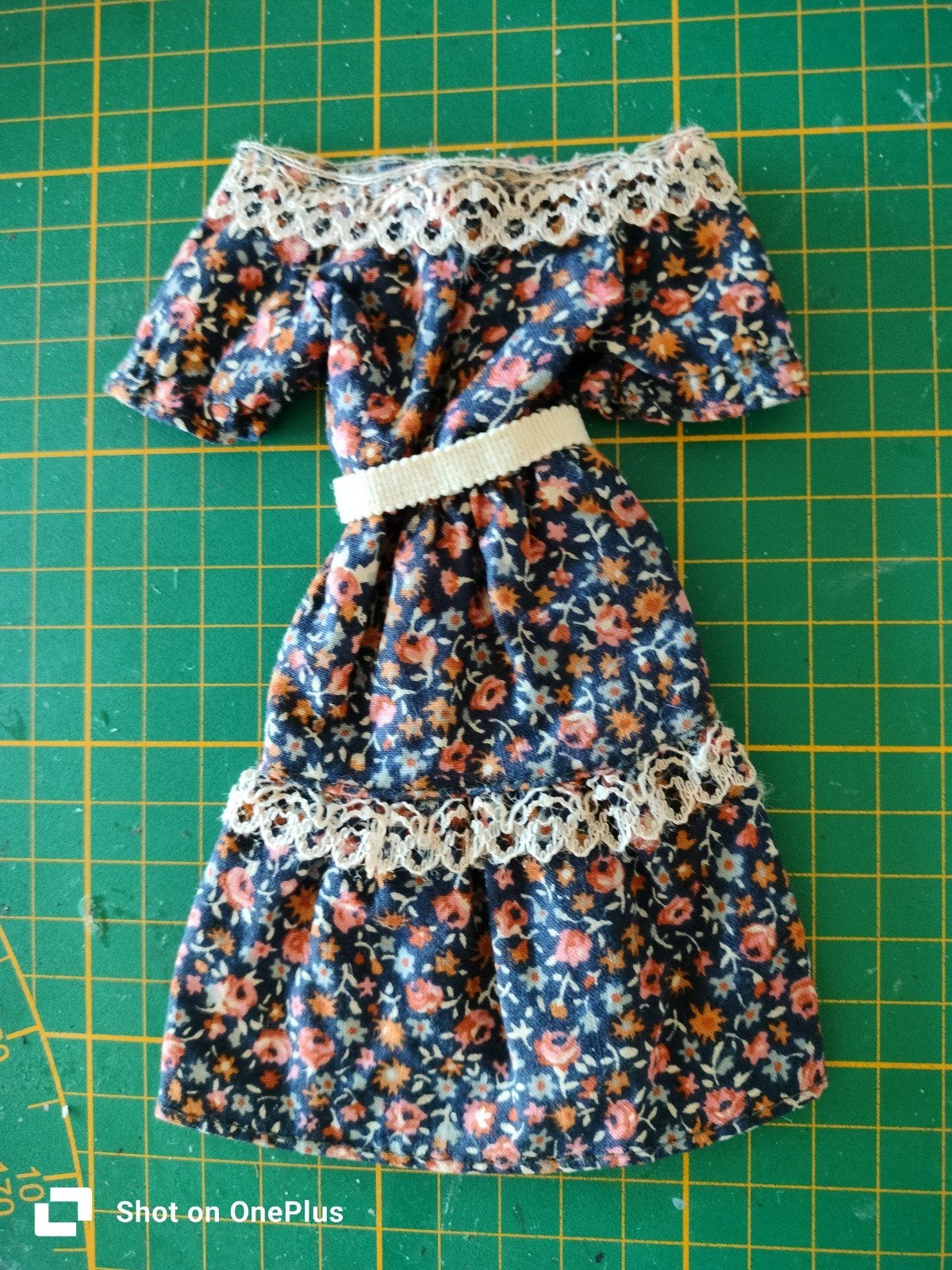 vintage Barbie Sindy 1978, Ophalen of Verzenden, Gebruikt, Kleertjes