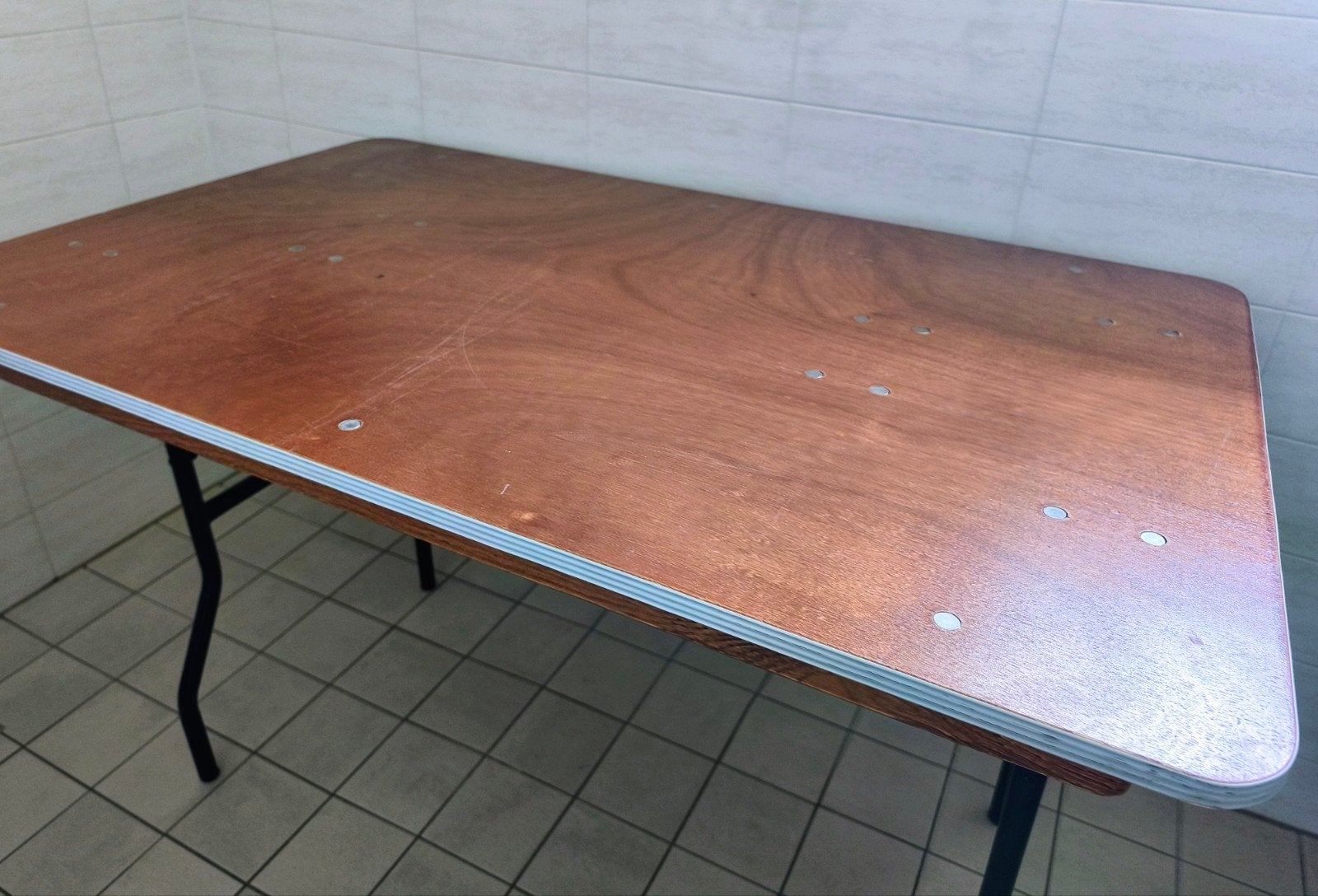 Inklapbare houten tafel 122 X 76, Doe-het-zelf en Verbouw, Tekentafels, Ophalen, Minder dan 130 cm