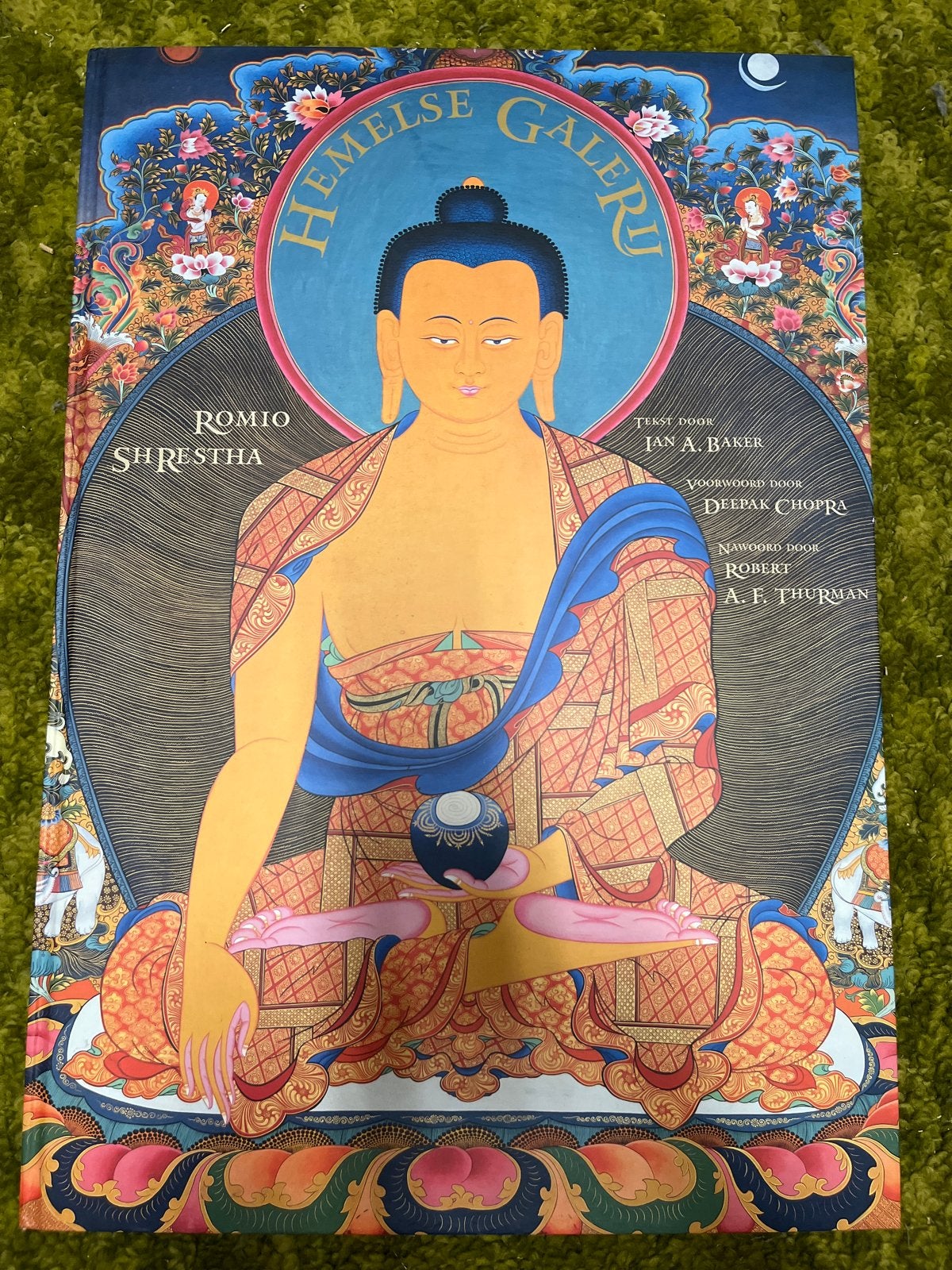 Hemelse Galerij - Romio Shrestha (60x40 cm), Ophalen, Achtergrond en Informatie, Spiritualiteit algemeen, Zo goed als nieuw