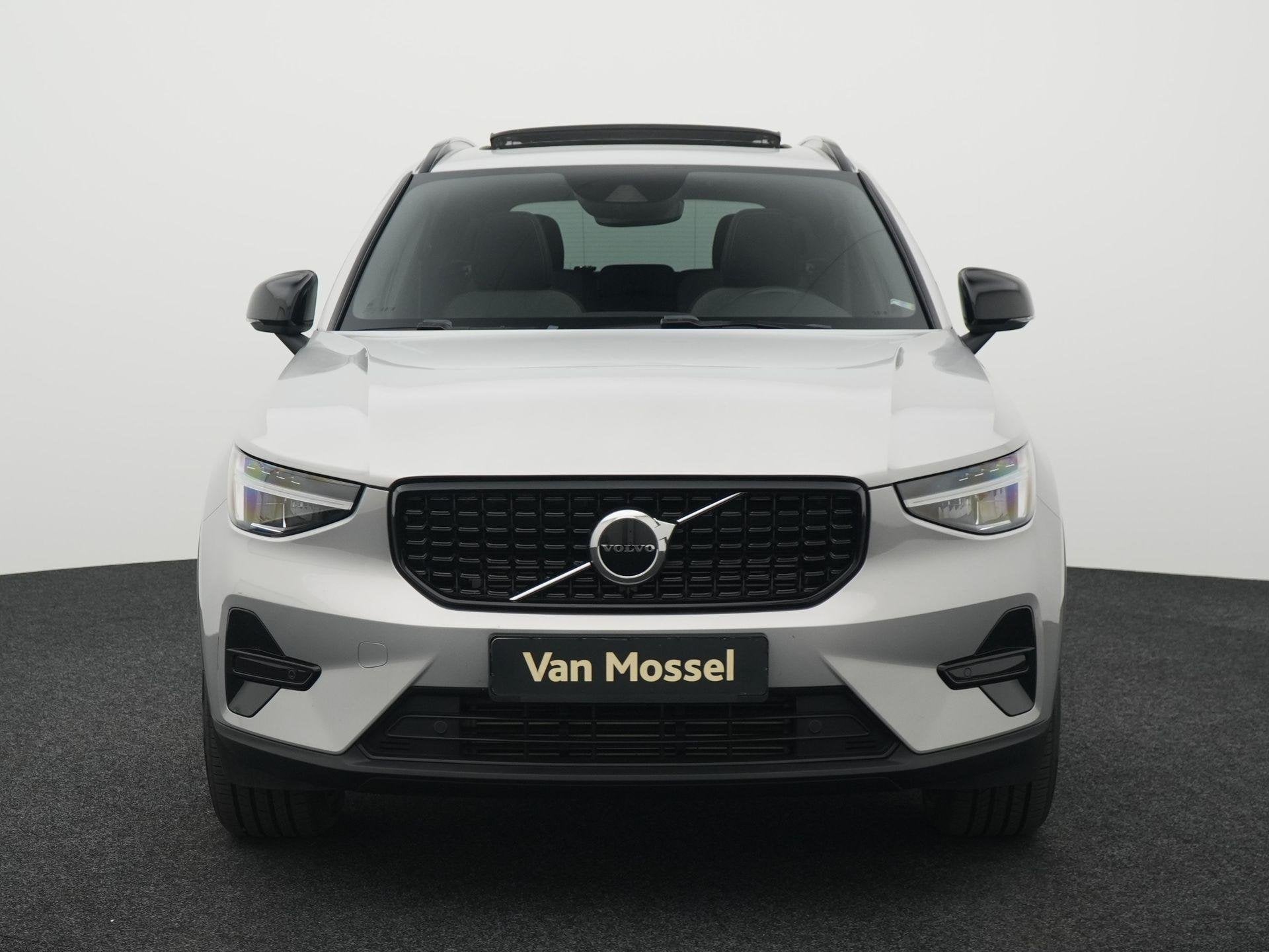 Volvo XC40 1.5 T4 Plug-in hybrid Plus Dark | Automaat | Stuu, 12 maanden, Stof, Euro 6, Bedrijf