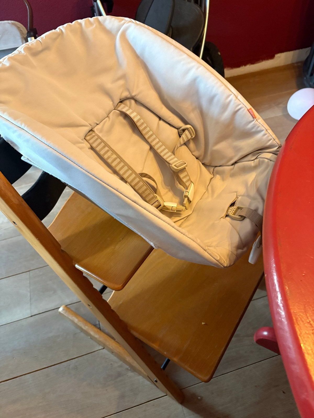 Stokke Tripp Trapp Newborn Set met gordel, Kinderen en Baby's, Kinderstoelen, Ophalen, Zo goed als nieuw, Meegroeistoel, Gordel(s)