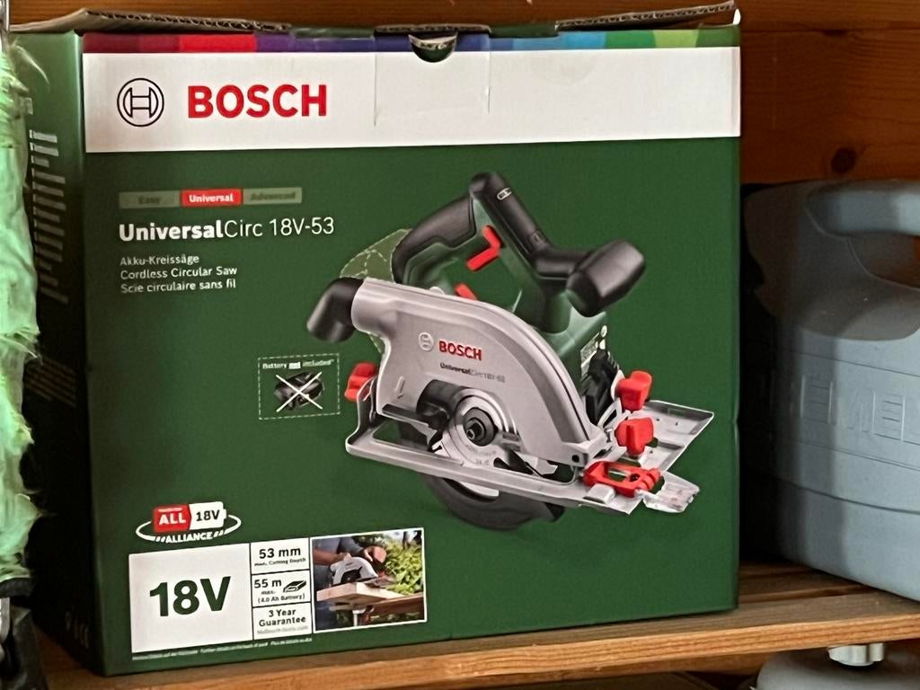 Bosch accu cirkelzaag UniversalCirc 18-53, Cirkelzaag, Nieuw, Ophalen of Verzenden, 30 tot 70 mm