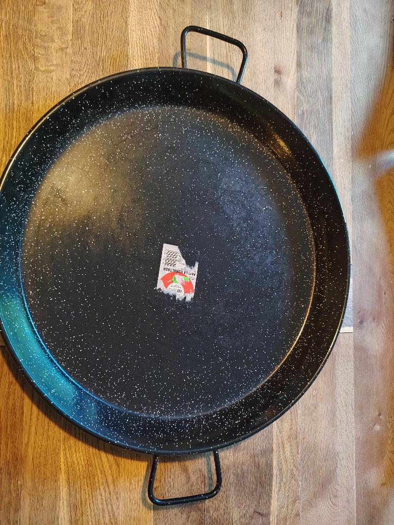 Paella pan, Ophalen, Zo goed als nieuw