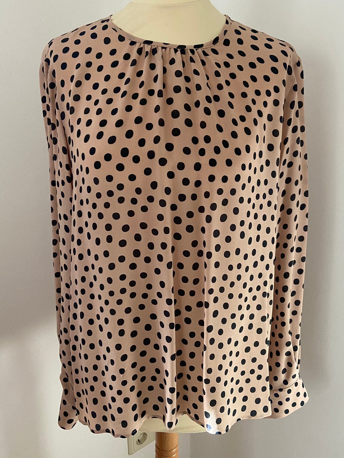 Zijden blouse, Marella, mt 38-40, nude kleur met zwart, Ophalen of Verzenden, Zo goed als nieuw, Maat 38/40 (M), Beige