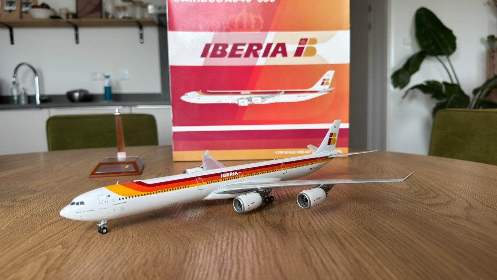 Iberia A340-600 EC-JOH JC Wings 1:200, Ophalen of Verzenden, Zo goed als nieuw, Schaalmodel