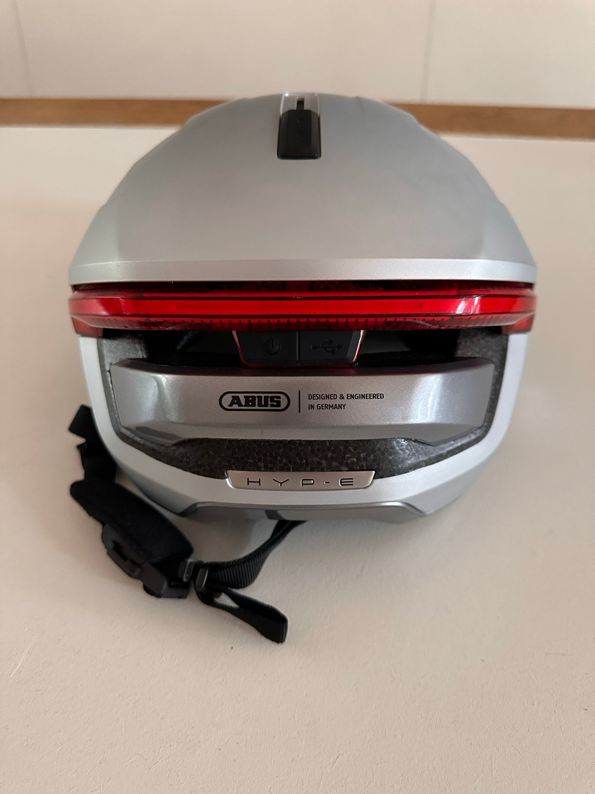 ABUS HYP-E Fietshelm - Zo goed als nieuw, Fietsen en Brommers, Ophalen of Verzenden, Zo goed als nieuw, Overige maten, Heer of Dame