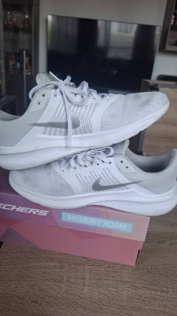 Nike-sneakers, Wit, Nike, Ophalen of Verzenden, Sneakers of Gympen