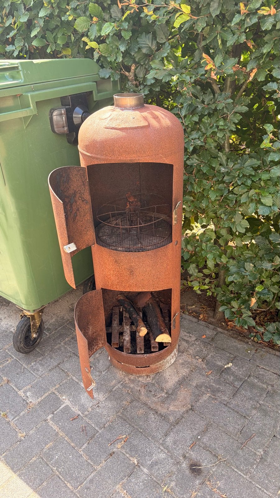 Buitenkachel / BBQ / rookoven, Ophalen, Gebruikt, Vuurton