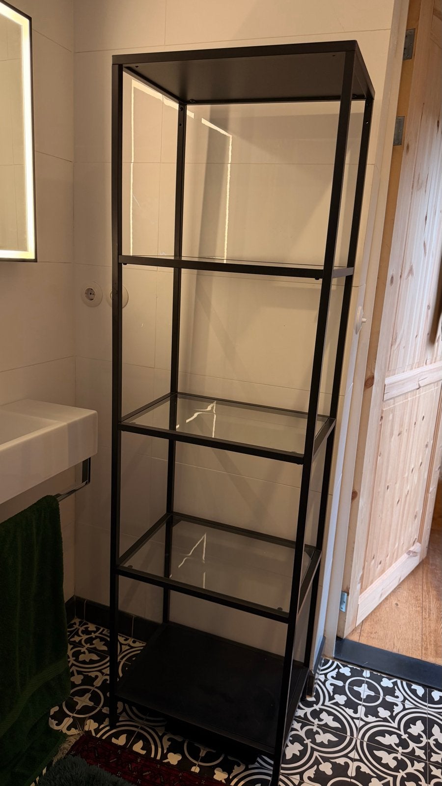 IKEA VITTSJÖ Stellingkast, zwartbruin/glas, 51x175 cm, Ophalen, Gebruikt