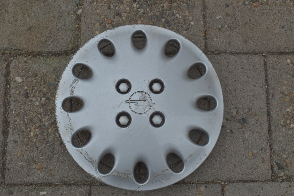 1 losse originele wieldop Opel Corsa 13 inch (Model 1), Auto diversen, Ophalen of Verzenden, Gebruikt