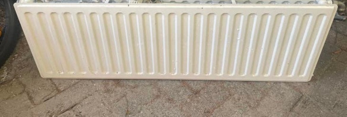 Radiator 1.20 breed. 41cm hoog, Ophalen, Zo goed als nieuw, Radiator, 30 tot 80 cm