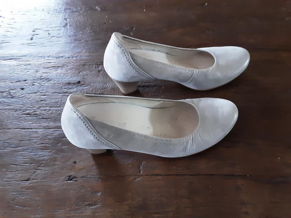 Pumps, Kleding | Dames, Schoenen, Ophalen, Zo goed als nieuw, Overige kleuren, Sneakers of Gympen