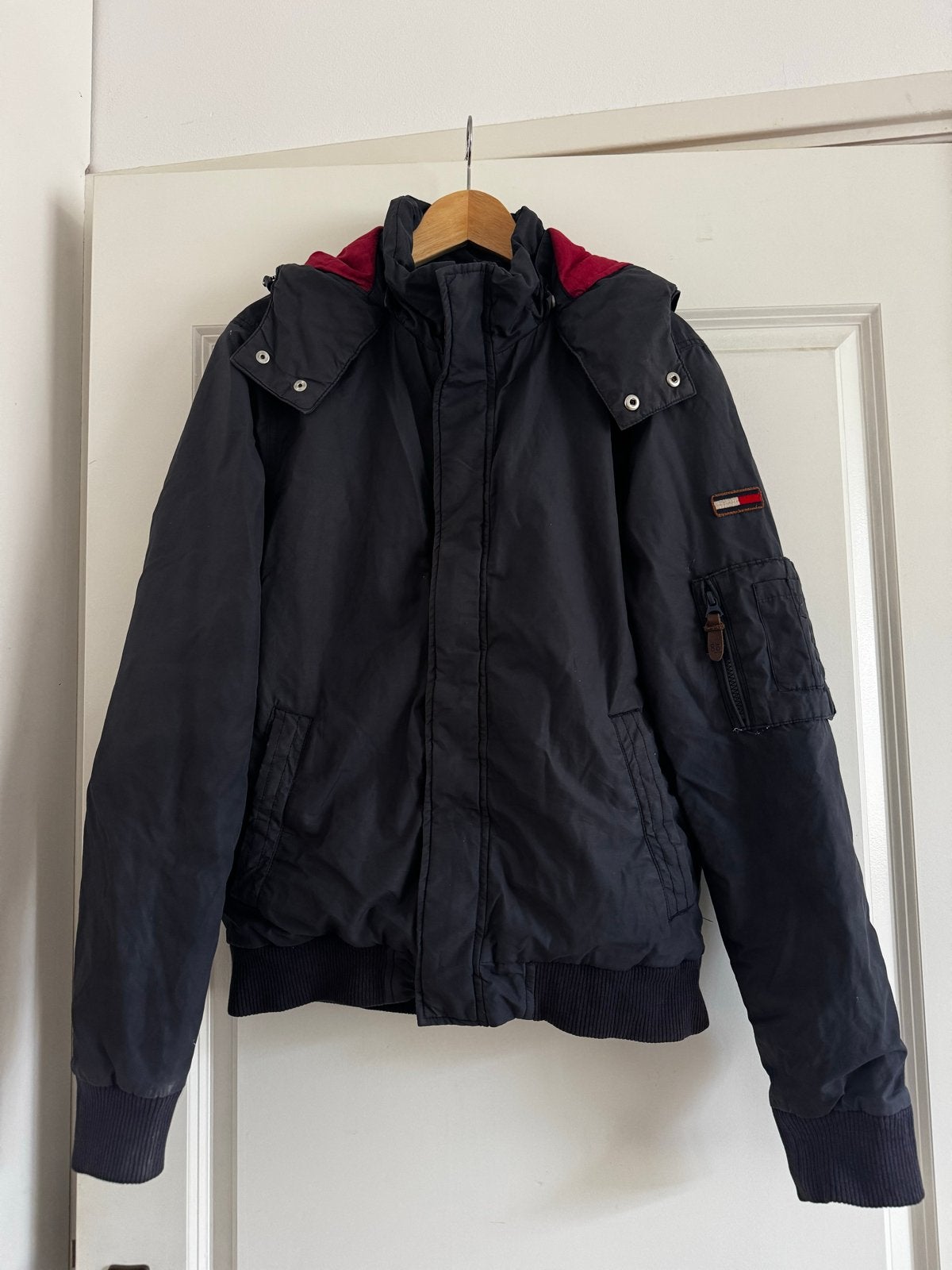 Tommy Hilfiger Denim Bomberjack Maat M, Ophalen of Verzenden, Zo goed als nieuw, Maat 48/50 (M), Blauw