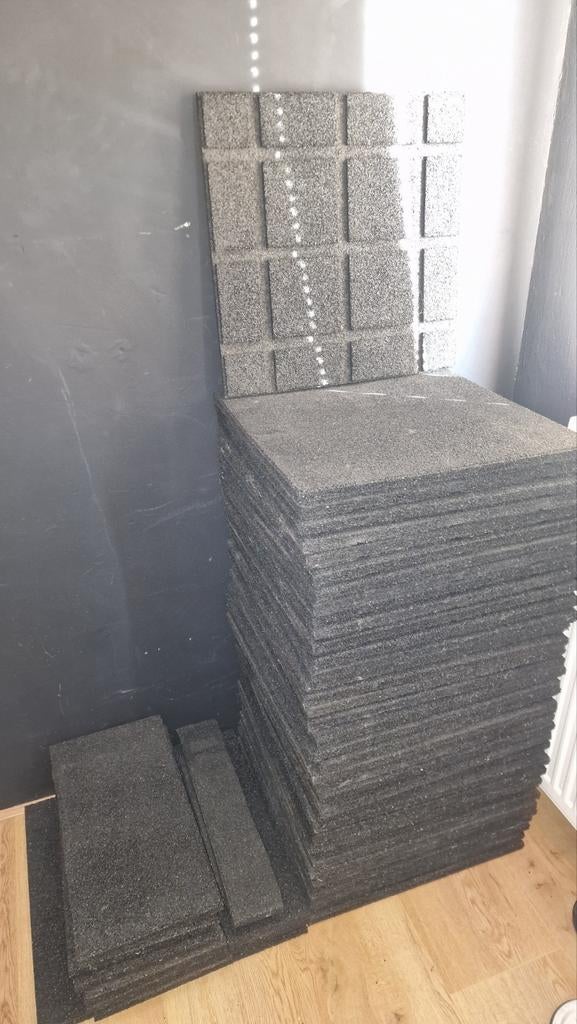 38x  (43) Rubberen mat/tegel 50x50x2.5cm - goede staat, Ophalen, Zo goed als nieuw, Fitnessmat