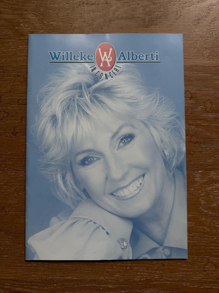 Zeldzaam programmaboekje Willeke Alberti 1995, Verzamelen, Verzenden, Zo goed als nieuw, Boek, Tijdschrift of Artikel