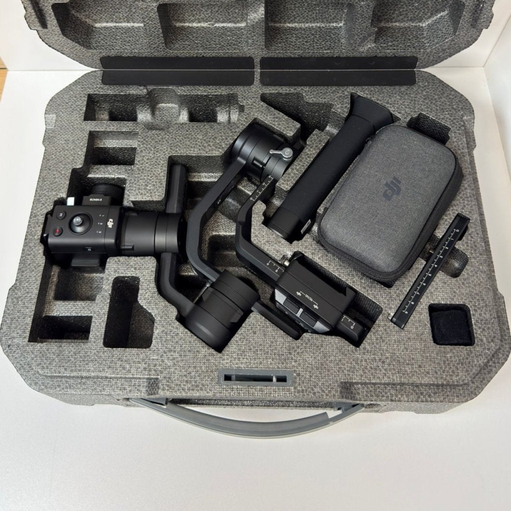 DJI Ronin-S Gimbal Compleet | Zeer nette staat, DJI, Zo goed als nieuw, Inform@dji.com, DJI Sky City
No. 55 Xianyuan Road
Nanshan District, Shenzhen
China