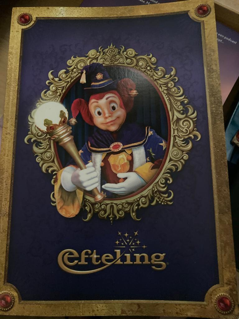 Efteling Sprookjesboek 2017- Een Wereld vol Wonderen, Ophalen of Verzenden, Zo goed als nieuw, Overige typen