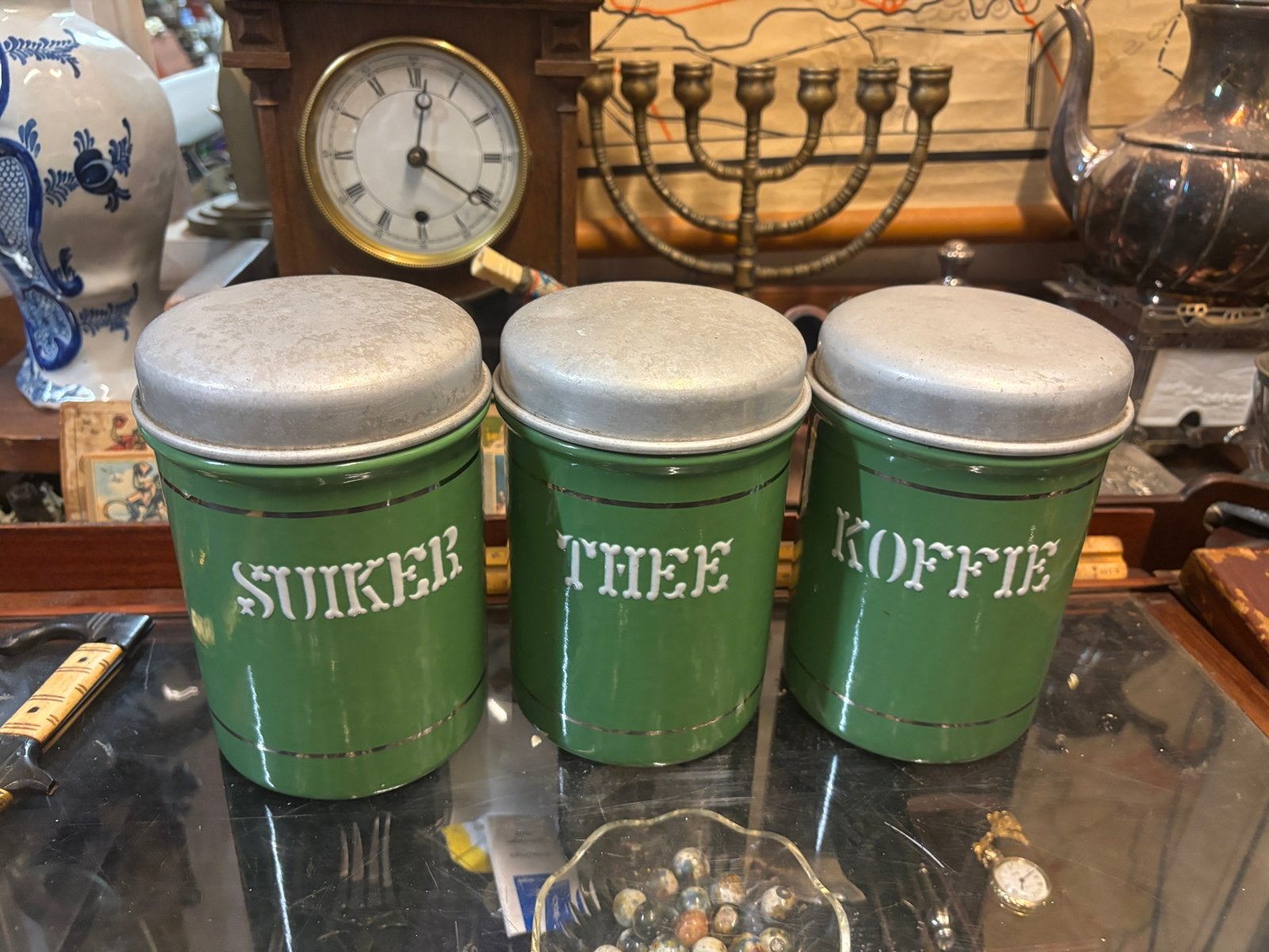 Emaille voorraadbussen resedagroen - Koffie, Suiker, Thee, Antiek en Kunst, Ophalen of Verzenden
