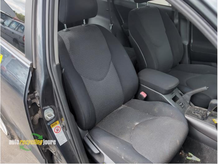 Stoel rechts van een Toyota Rav-4, Gebruikt, -, -, Toyota