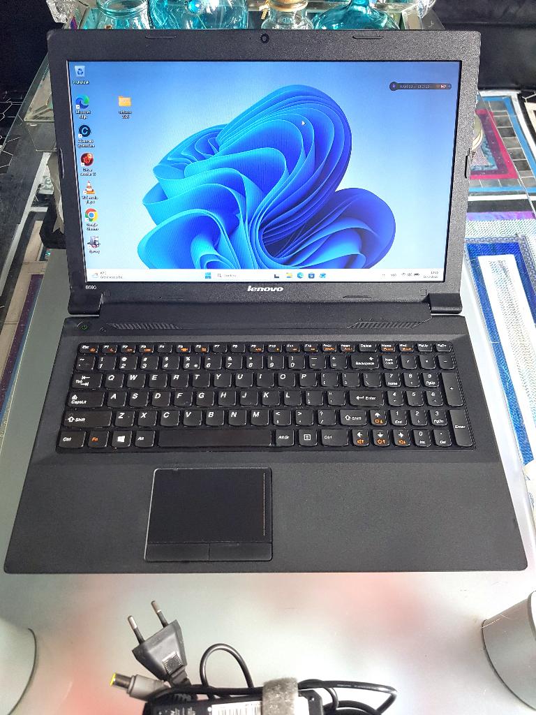 LENOVO B590 Core i3/128gbSSD/6Gb/WIN11pro, Met videokaart, 2 tot 3 Ghz, 8 GB, Ophalen of Verzenden