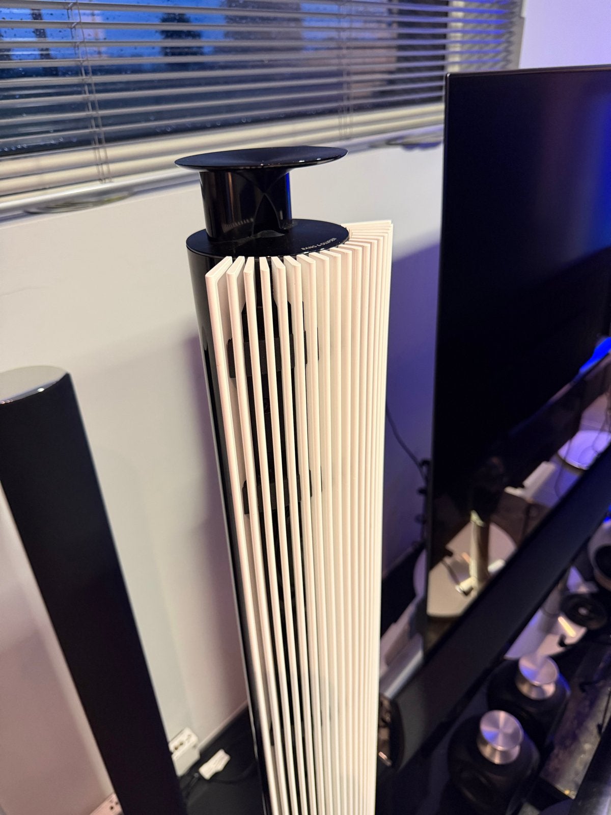 Beolab 18 Design set met keuzemogelijkheden bang olufsen b&o, 150 watt of meer, Vloerstaande luidspreker, Inclusief standaarden