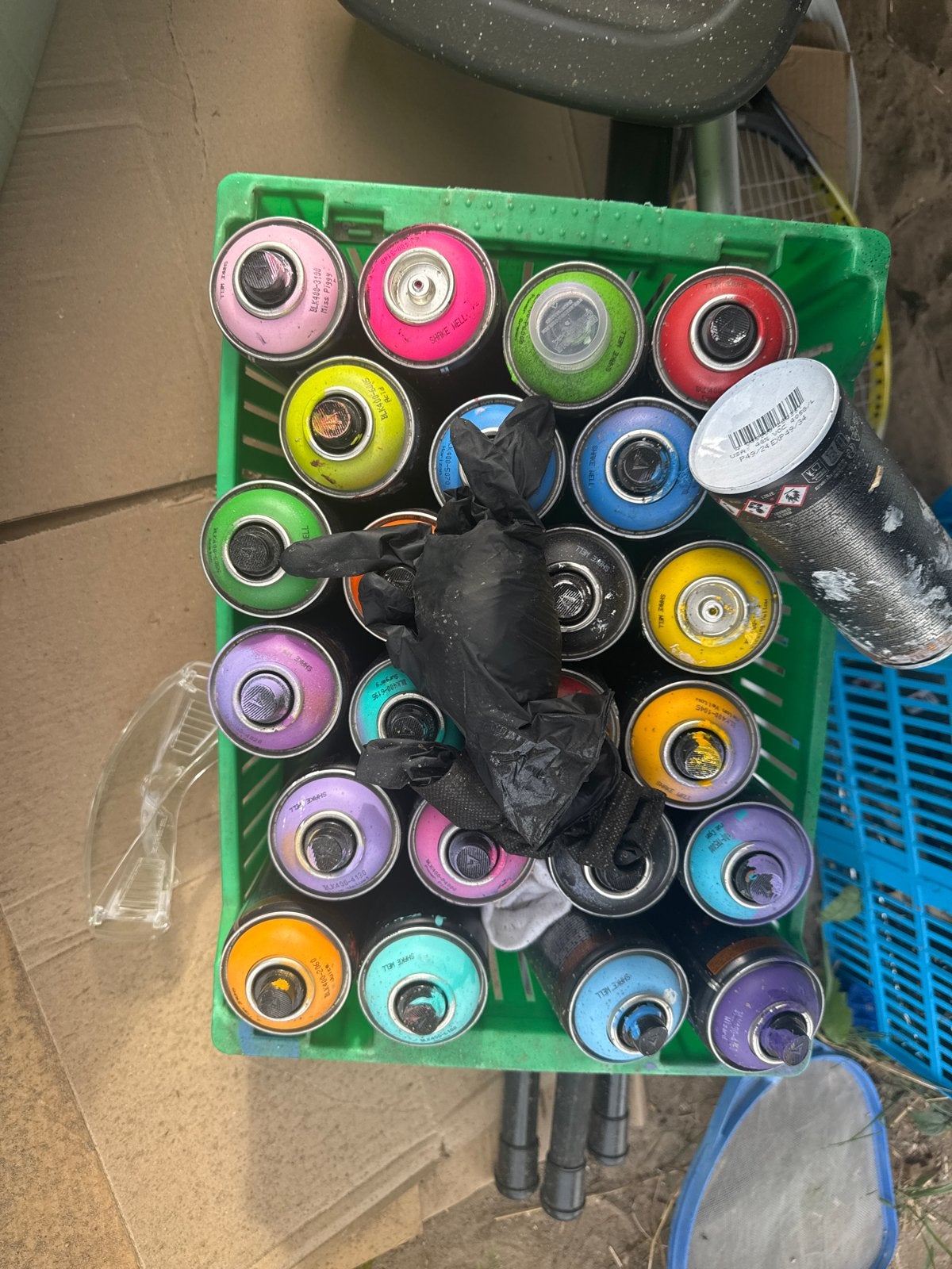 Gratis spuitbussen verf in diverse kleuren, Ophalen of Verzenden, Gebruikt, Overige typen