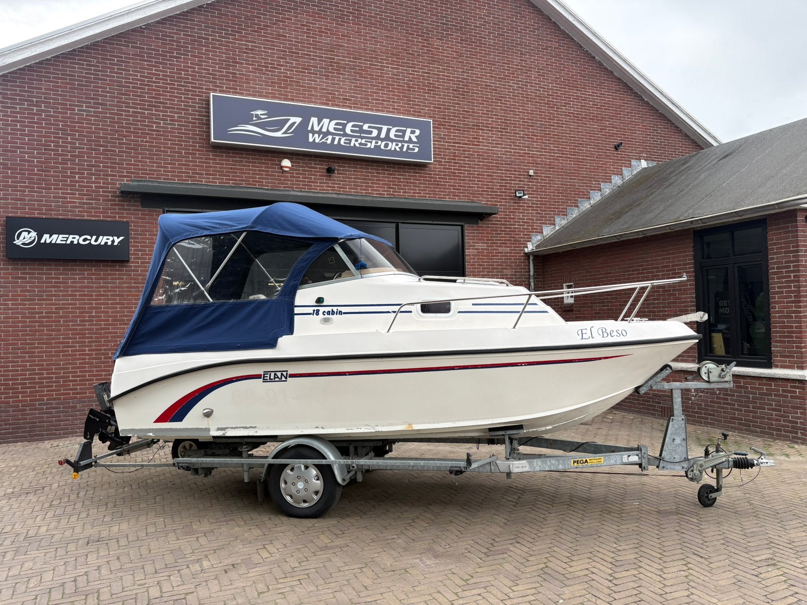 Elan 18 Cabin met 25pk Mercury en Pega trailer, Ophalen, Overige merken, Kajuitboot, Buitenboordmotor