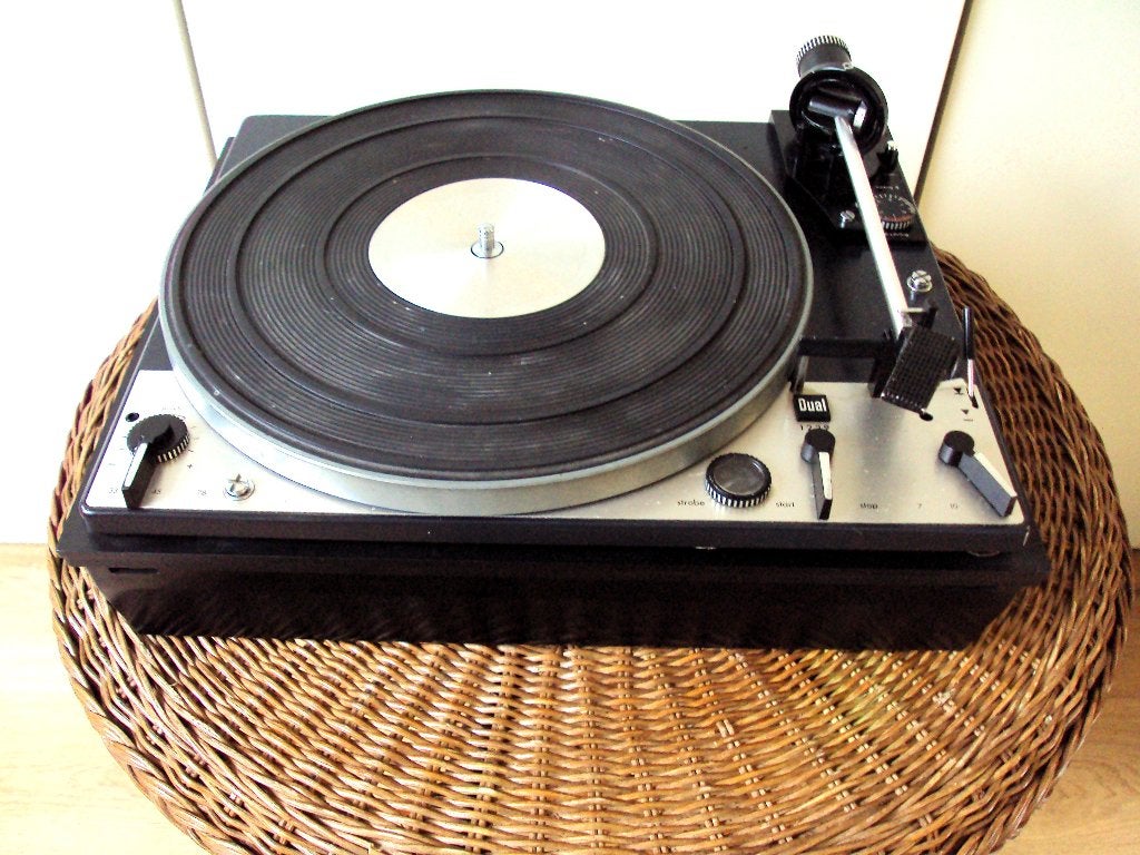 Dual model 1229, Audio, Tv en Foto, Pitch-regelaar, Ophalen of Verzenden, Platenspeler, Niet werkend