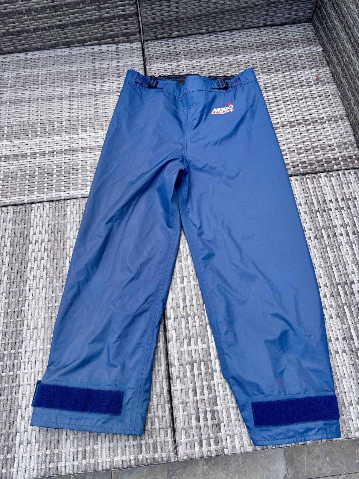 Musto Broek - Kleding - Zeilkleding - Maat M, Watersport en Boten, Watersportkleding, Ophalen of Verzenden, Gebruikt, Dame of Heer