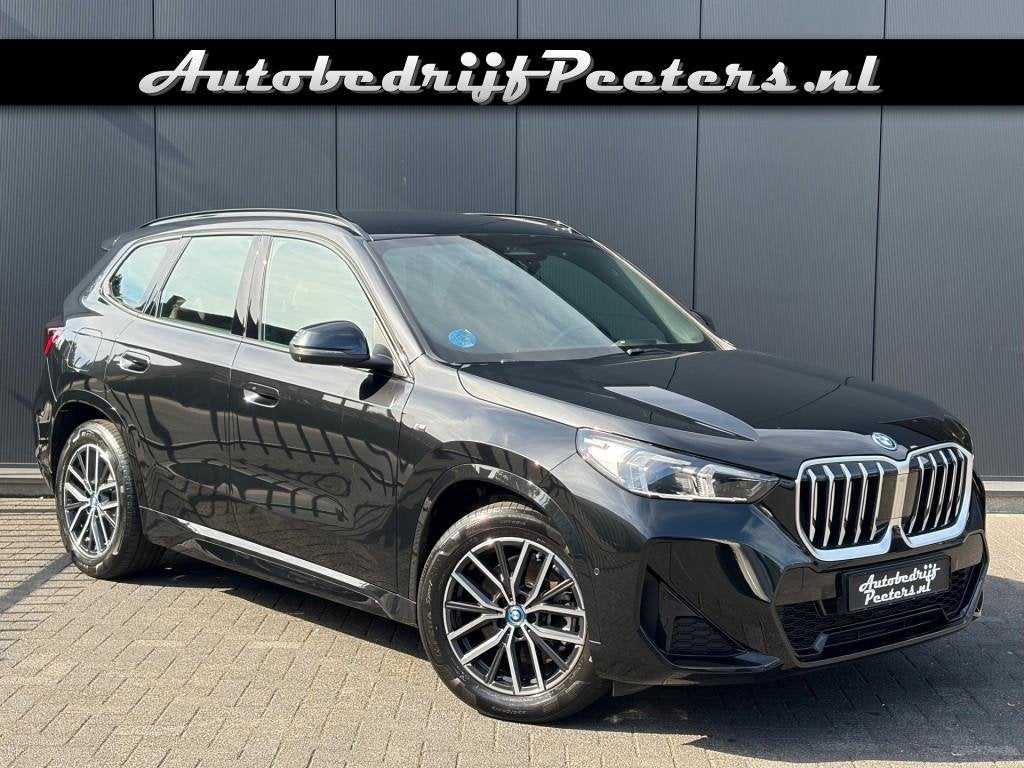 Bmw X1 xDrive25e M Sport ACC HUD 360-Camera Leder LED Sfeerl, Gebruikt, Zwart, Bedrijf, Hybride Elektrisch/Benzine