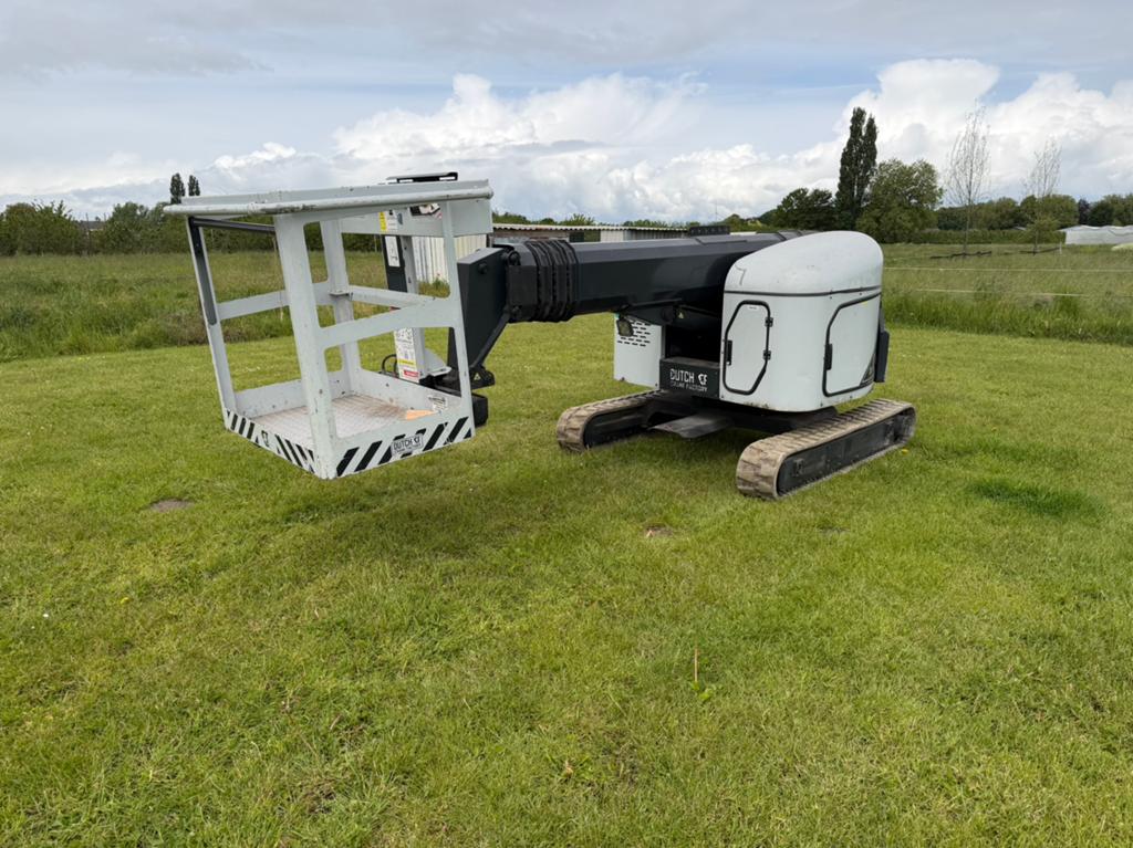 Dutch crane 25.10 2018 rups hoogwerker, Ophalen, Hoogwerker