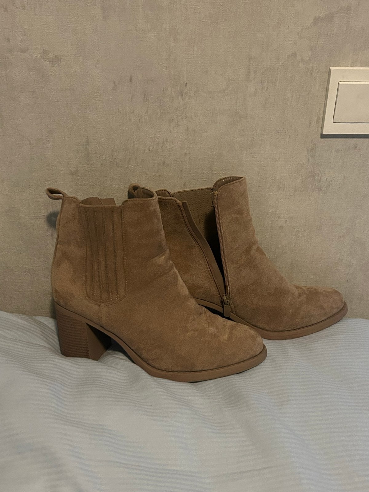 Day-Vine Shoes Enkellaarzen Maat 41, Kleding | Dames, Schoenen, Ophalen of Verzenden, Gedragen, Bruin, Lage of Enkellaarzen