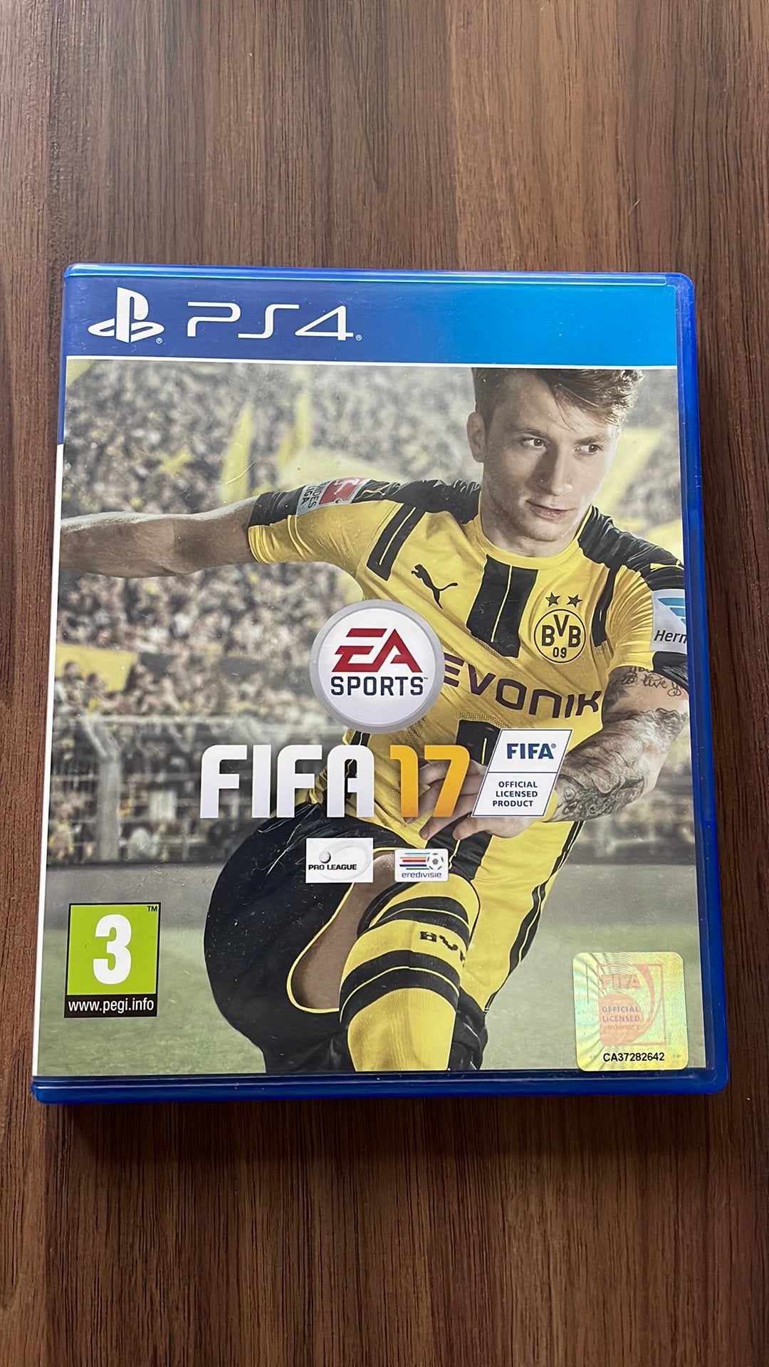 Fifa 2017 (PS4), Ophalen of Verzenden, Zo goed als nieuw, Sport, 3 spelers of meer