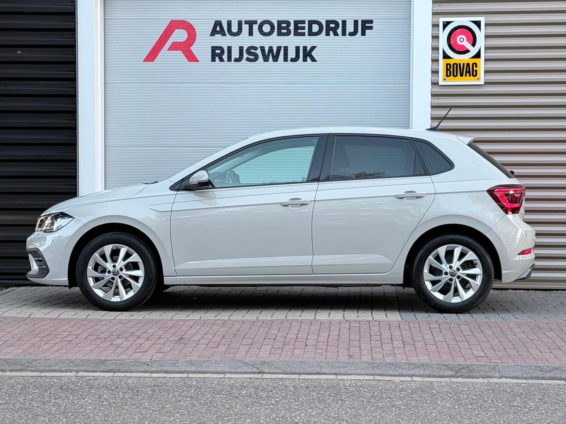 Volkswagen Polo 1.0 TSI Style IQ.Light/Camera/AppleCar, Voorwielaandrijving, 12 maanden, 95 pk, Bedrijf