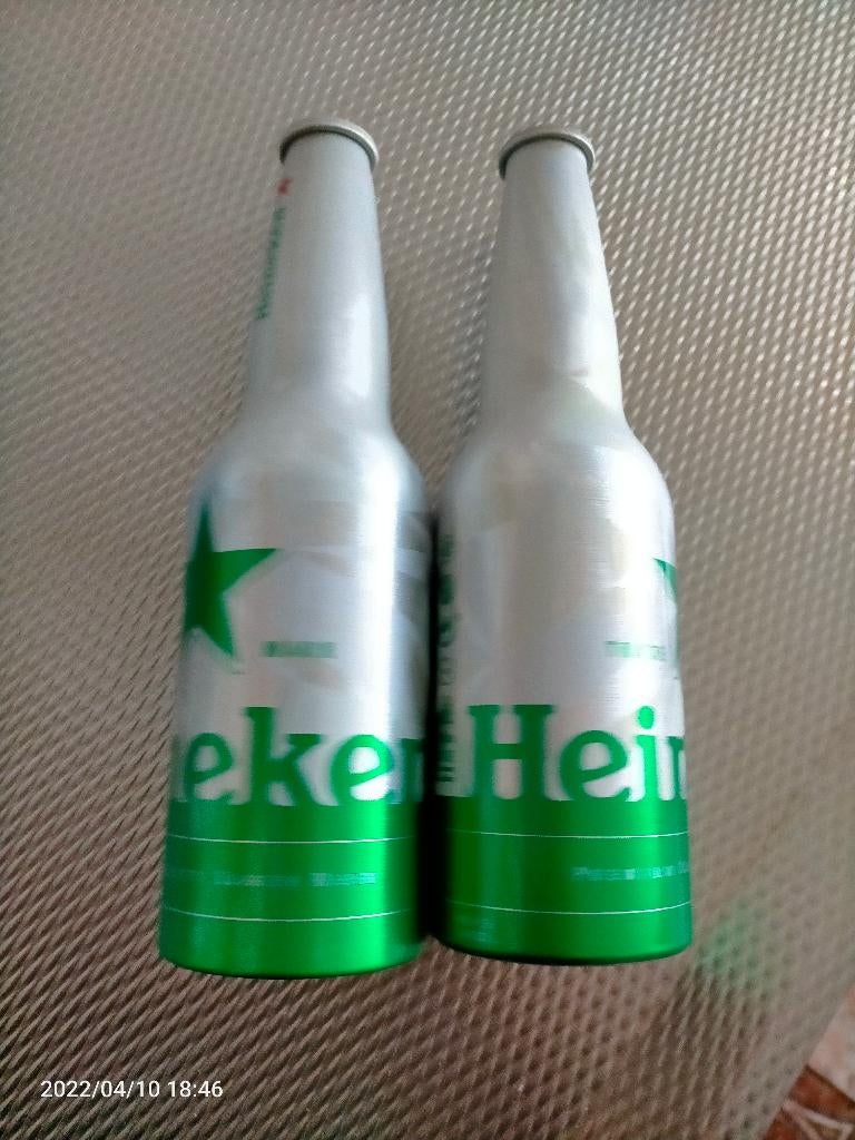 2 lege speciale Heineken blikjes, Ophalen of Verzenden, Koek(jes)